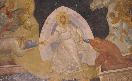 Anastasis-Fresko in der Chora-Kirche (Istanbul): Christus zieht Adam und Eva aus dem Reich des Todes. 