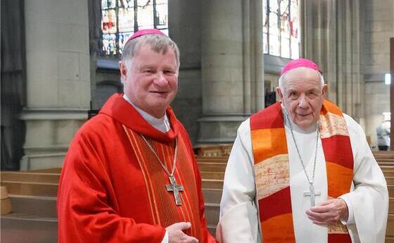 Bischof Manfred Scheuer und Bischof em. Maximilian Aichern
