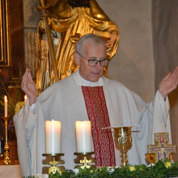 Bischofsvikar Johann Hintermaier