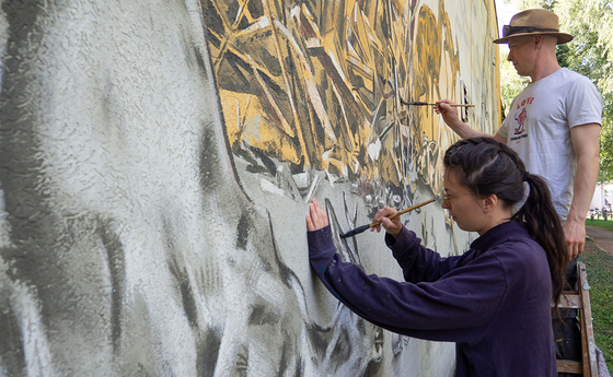 Neues Mural am St. Barbara Friedhof gegen Gewalt an Zivilist:innen