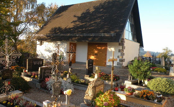  Trauerkapelle                               