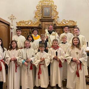 Mit den Ministrant:innen in Ried wird die Osternacht lebendig