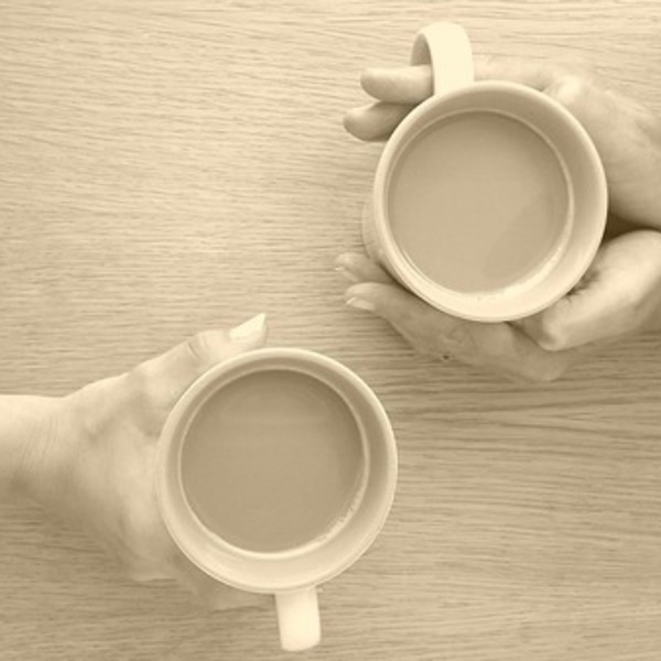 Frauen beim Kaffee