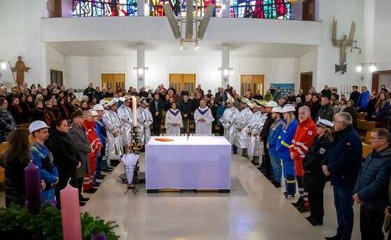 Barbarafeier für verstorbene Kolleg:innen der voestalpine