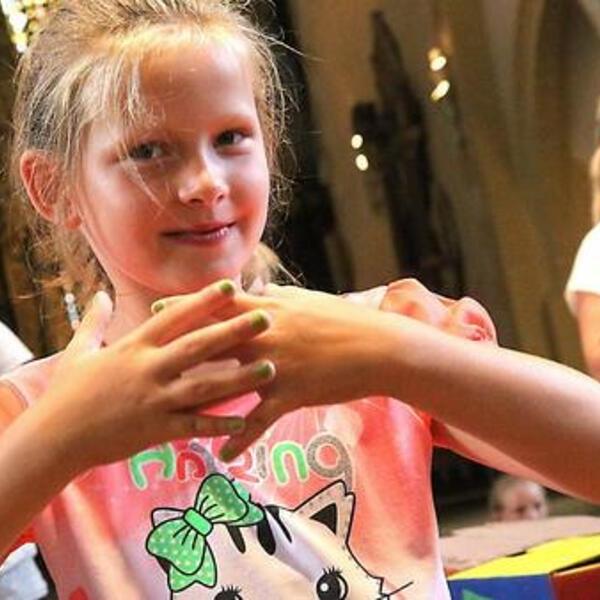 Kinder und Jugend / © Peter Weidemann in Pfarrbriefservice.de Kinder und Jugend